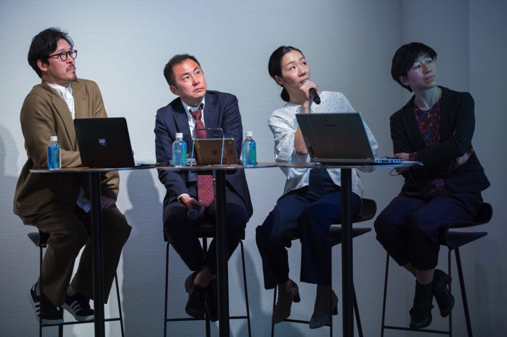 （左から）『MilK JAPON』編集長の星本和容、楽天株式会社の清水淳さん、丸山真美子さん、小泉洋子さん